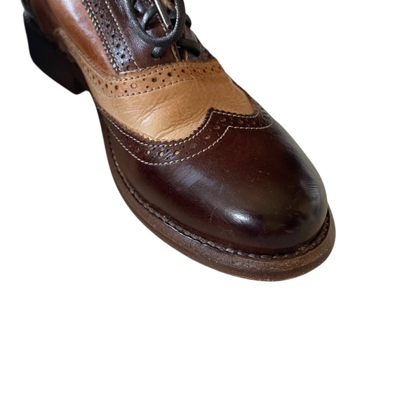 Bed Stu Cobbler Two-Tone Brown and Tan Oxfords - Picture 5 of 11